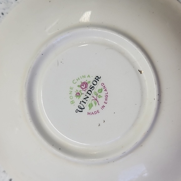 Stunning rare find Windsor bone china made in England - Picture 6 of 6